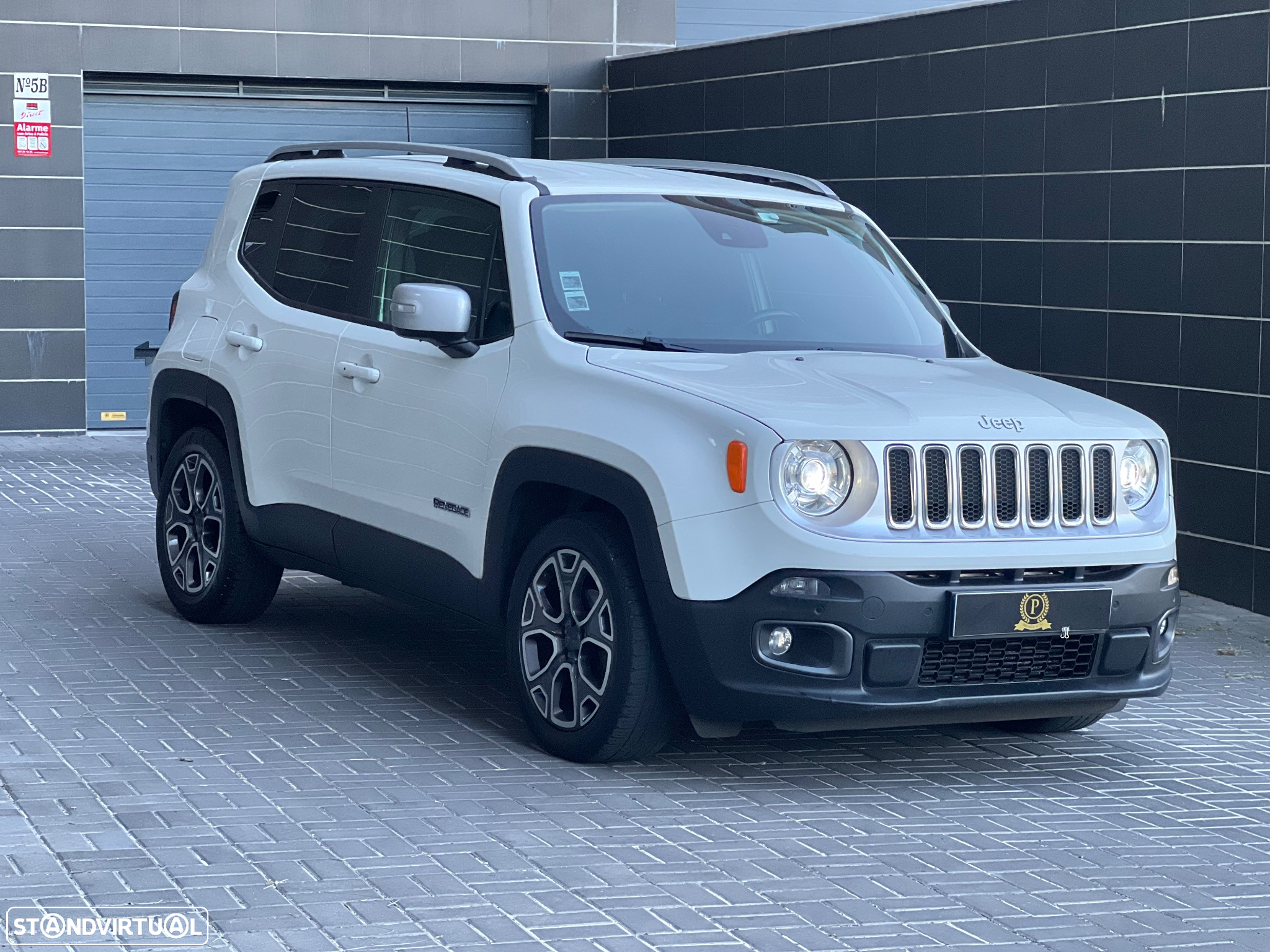 Jeep Renegade 1.6 MJD Limited S DCT - 4