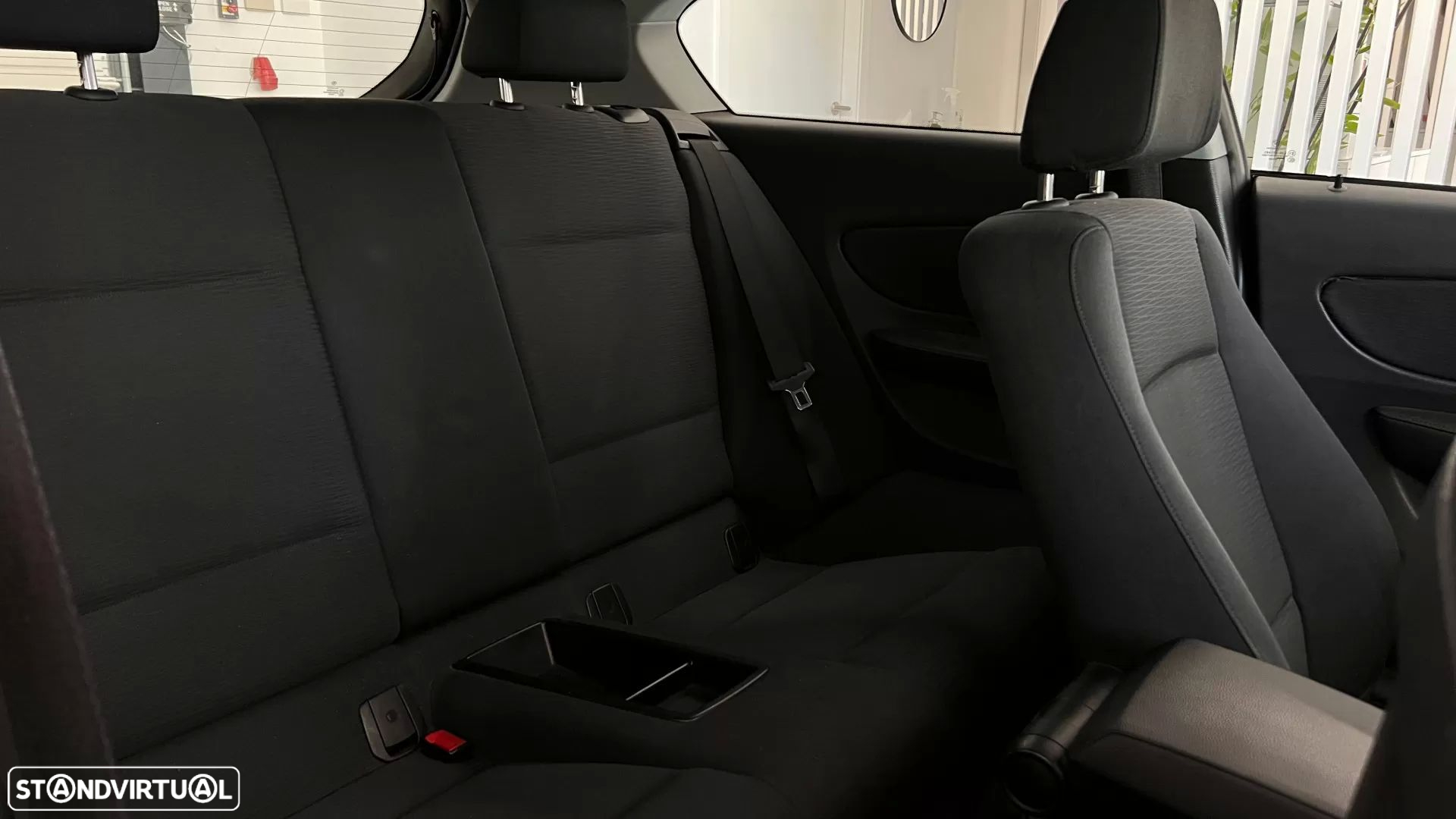 BMW 118 d Sport Line - 24