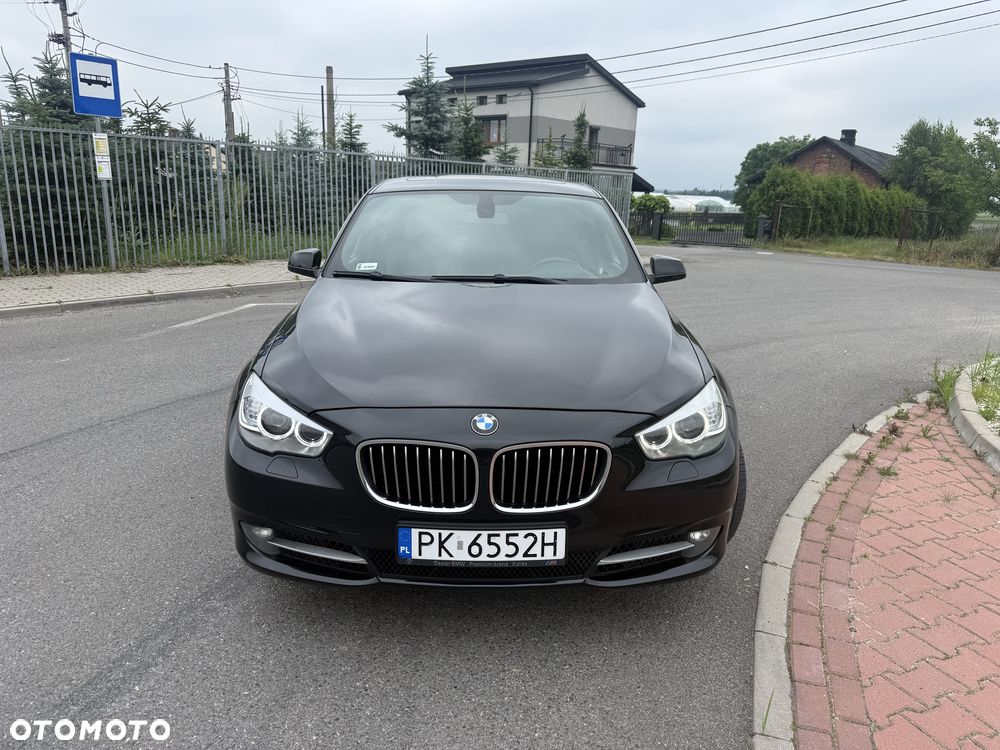 BMW 5GT - 2