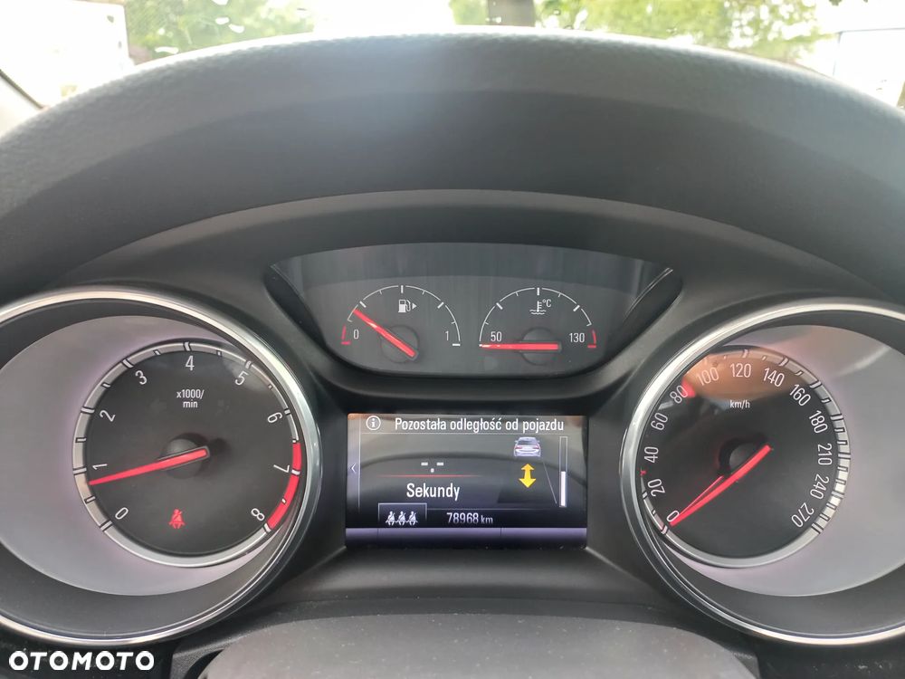 Opel Astra 1.4 Turbo Innovation - 22