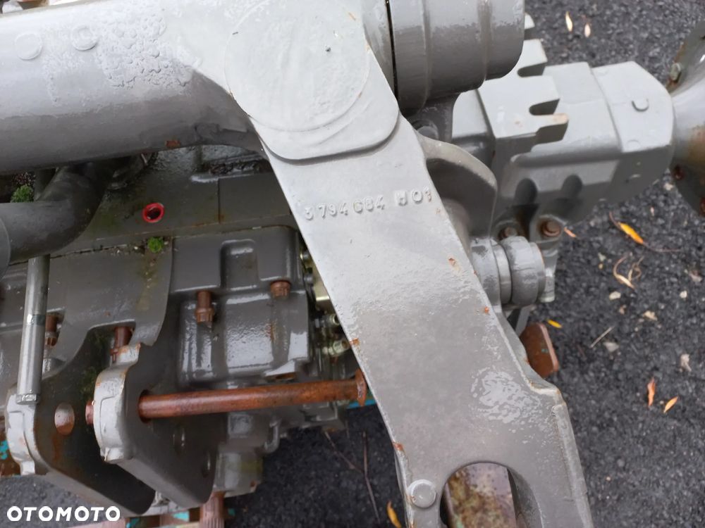 Most Claas AXION ,zwolnica,obudowa,atak,podnośnik,plecak,rozdzielacz,3794652H4,3794684HO1,240212 FOCAST2,6005029451,6005029419,810,820,830,940,910,R917005640,0262B04,130412,328B4.3790001M1,0261B04,ARES,826,816,836,REXROTH,BOSCH. - 4