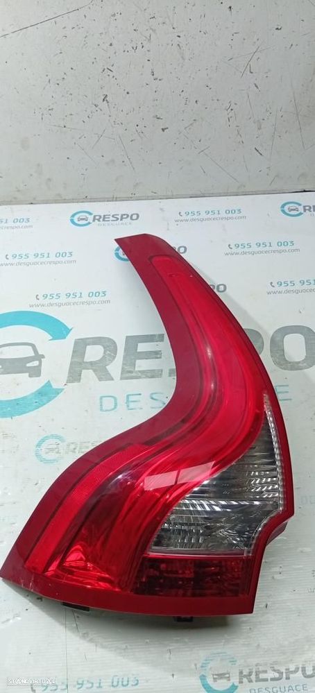 FAROLIM TRASEIRO ESQUERDO VOLVO XC60 - 1