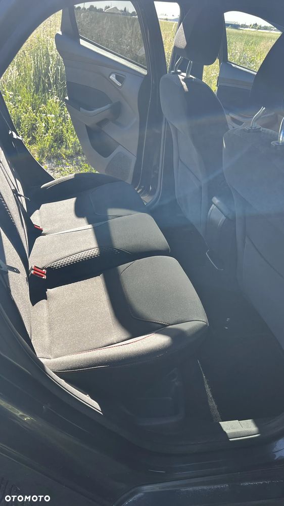 Ford Focus 1.5 EcoBoost STart-Stopp-System ST-LINE - 16