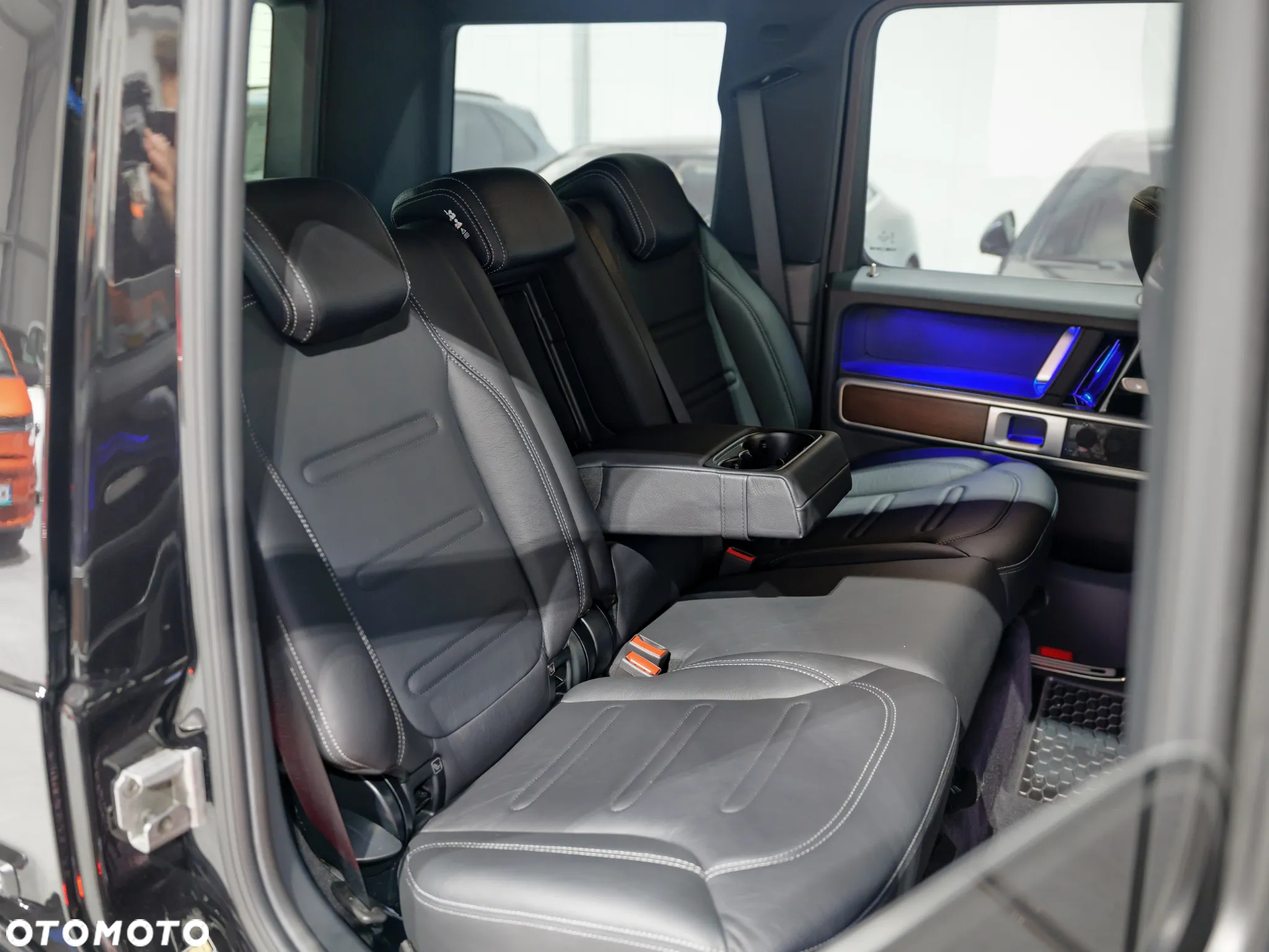 Mercedes-Benz Klasa G 400 d - 21