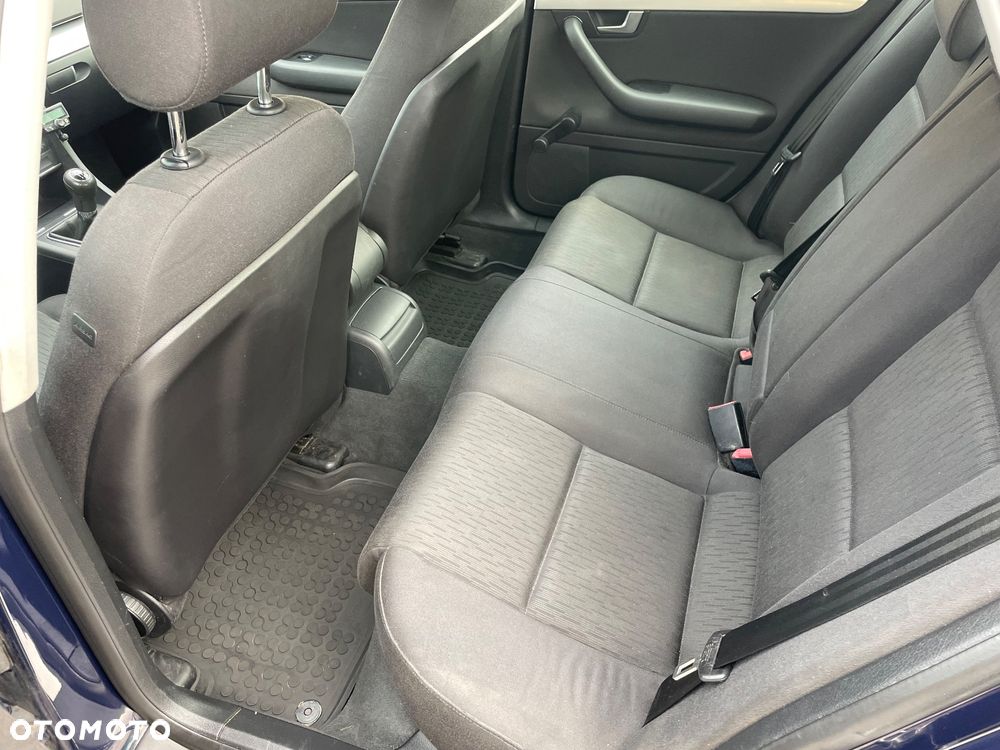 Audi A4 Limousine 1.6 - 11