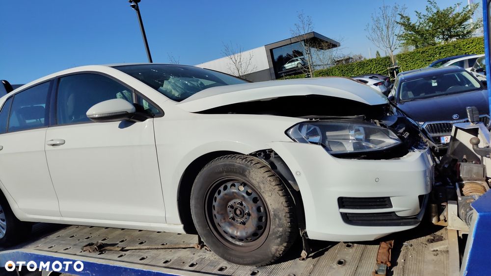 Volkswagen Golf 1.6 TDI (BlueMotion Technology) Comfortline - 3