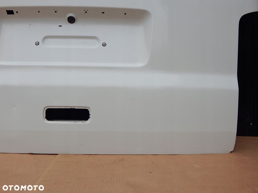 vw t5 klapa bagażnika tył tylna biała r902 - 7