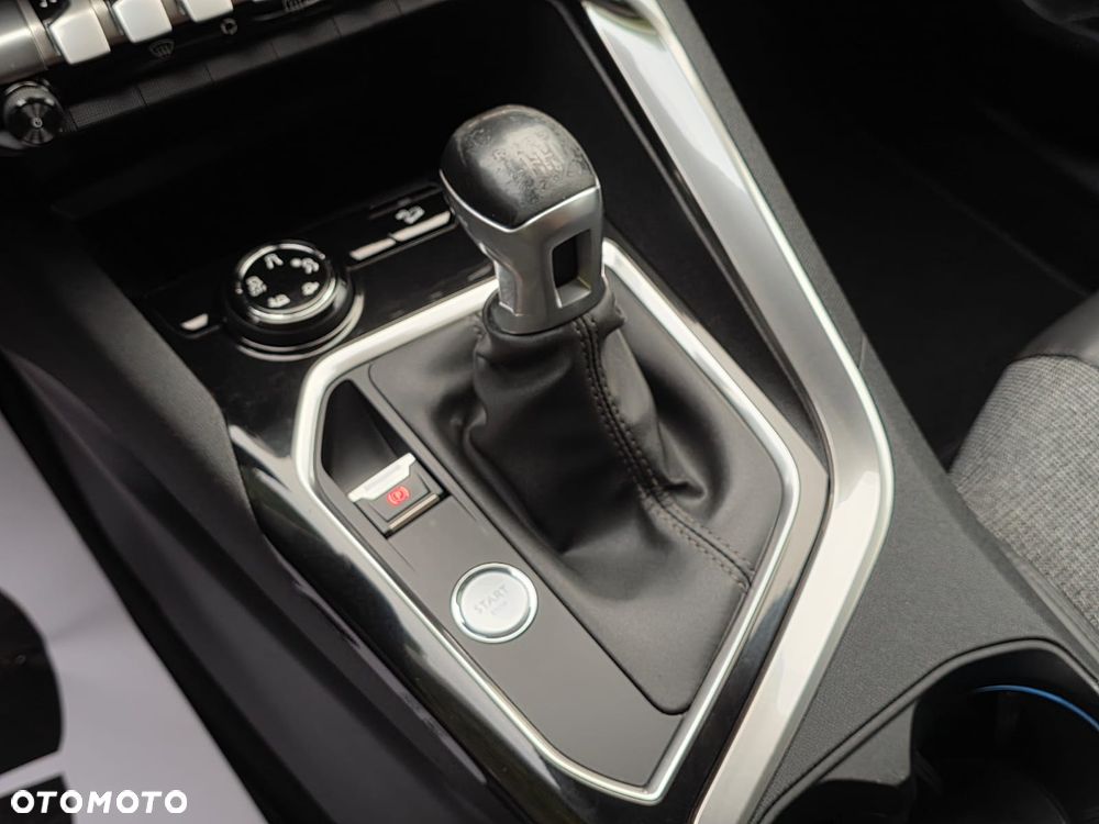Peugeot 3008 - 14