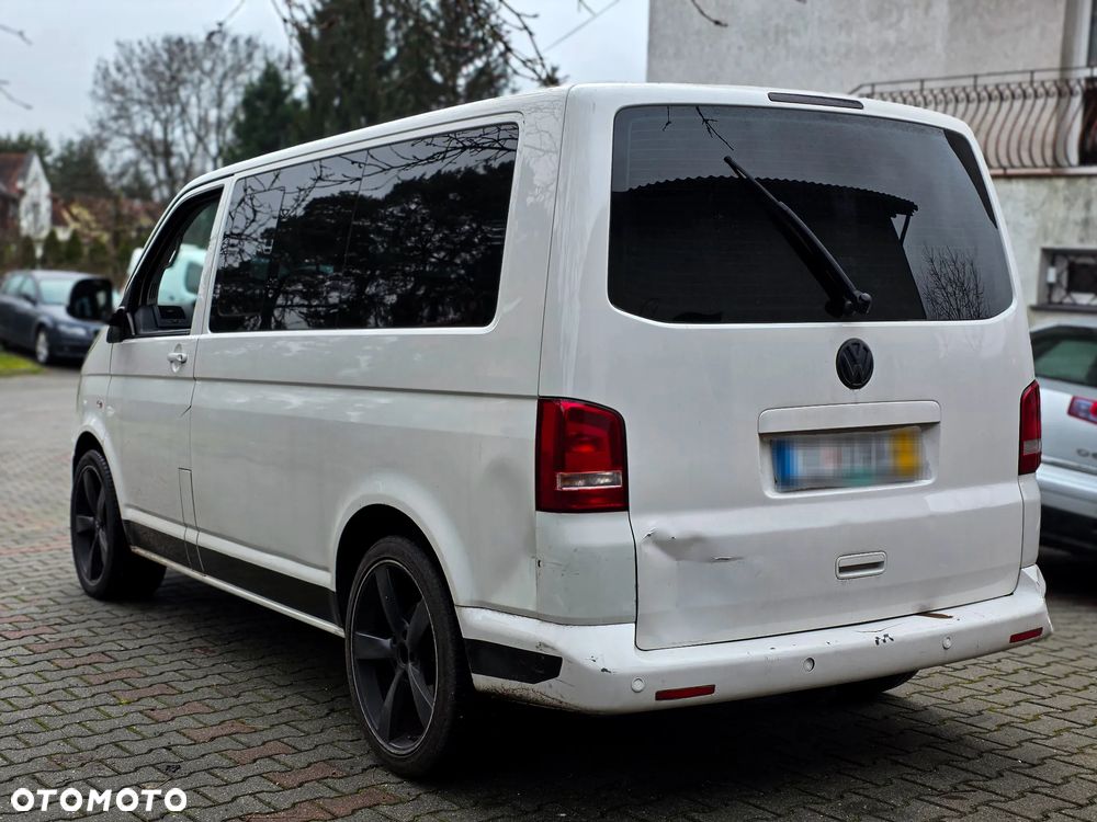 Volkswagen Multivan - 9