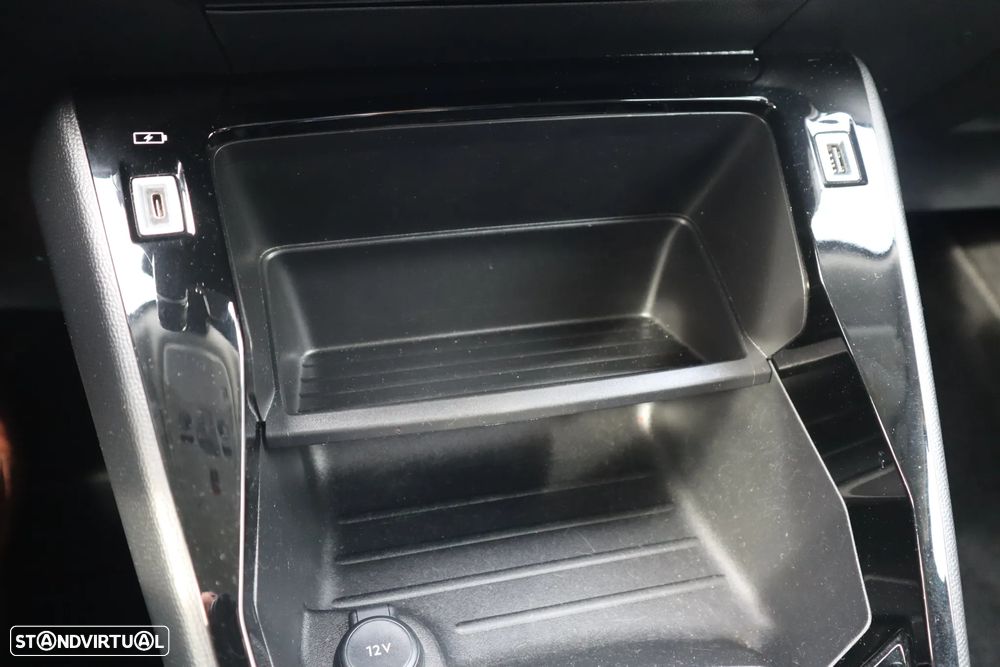 Peugeot e-2008 50 kWh Active Pack - 39