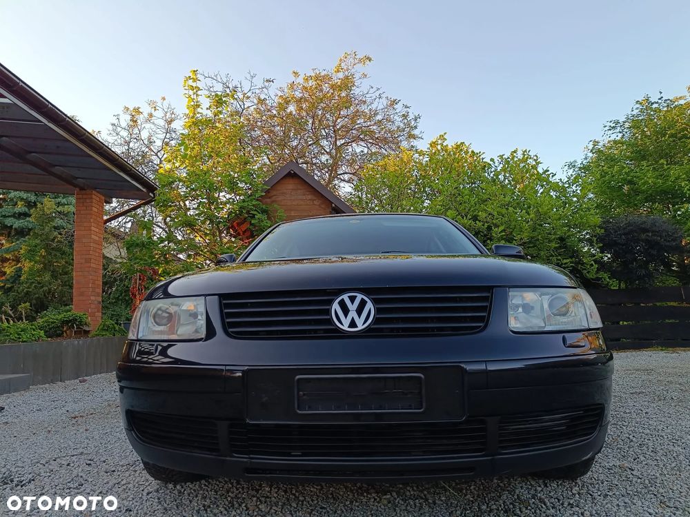 Volkswagen Passat - 5