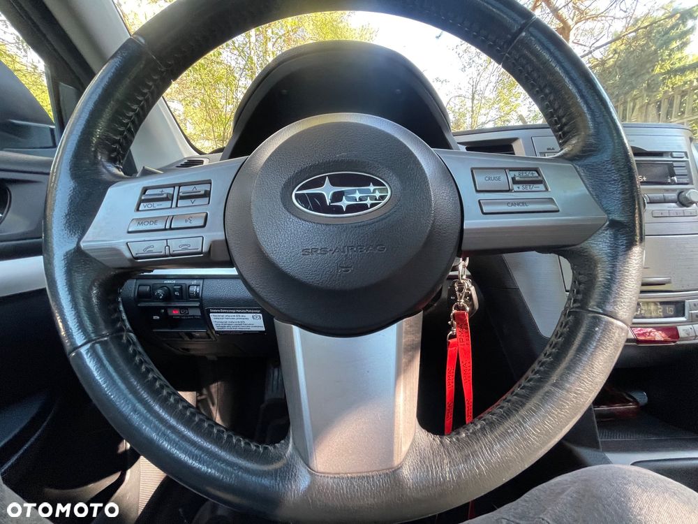 Subaru Outback 2.0 D Comfort - 39
