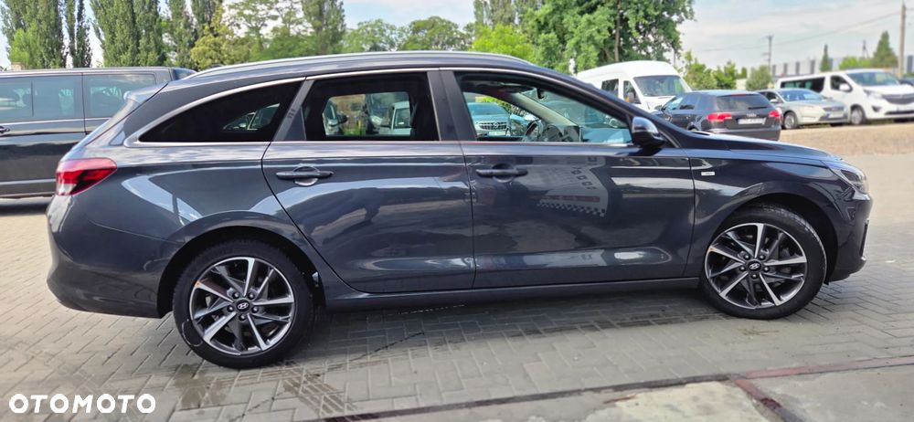 Hyundai i30 1.5 T-GDI 48V-Hybrid EDITION 30 - 16