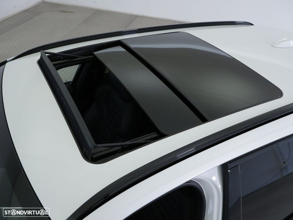 BMW 330 e xDrive Aut. M Sport - 15