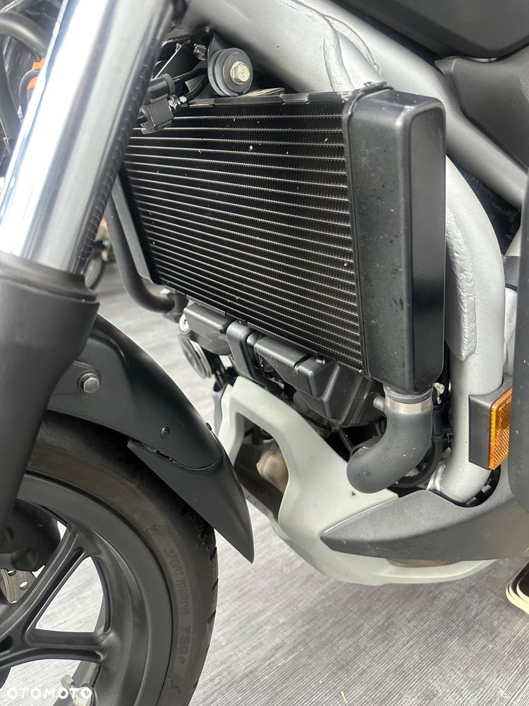 Honda NC - 25