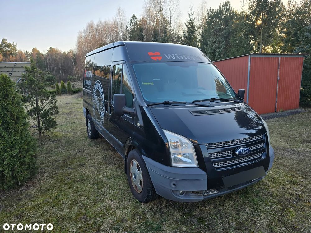 Ford Transit - 1