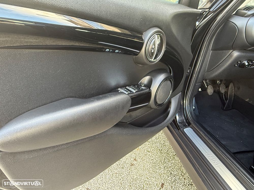 MINI 5 Portas One D - 20