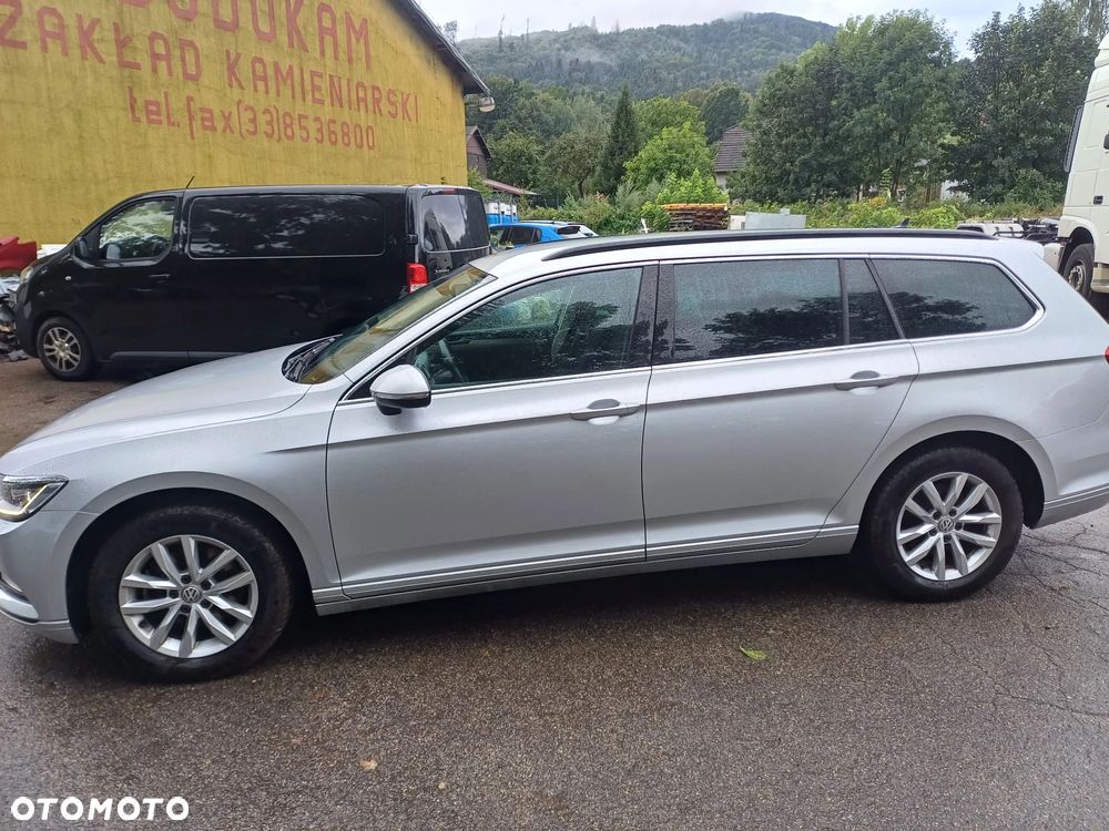 Volkswagen Passat 1.6 TDI (BlueMotion Technology) Comfortline - 2