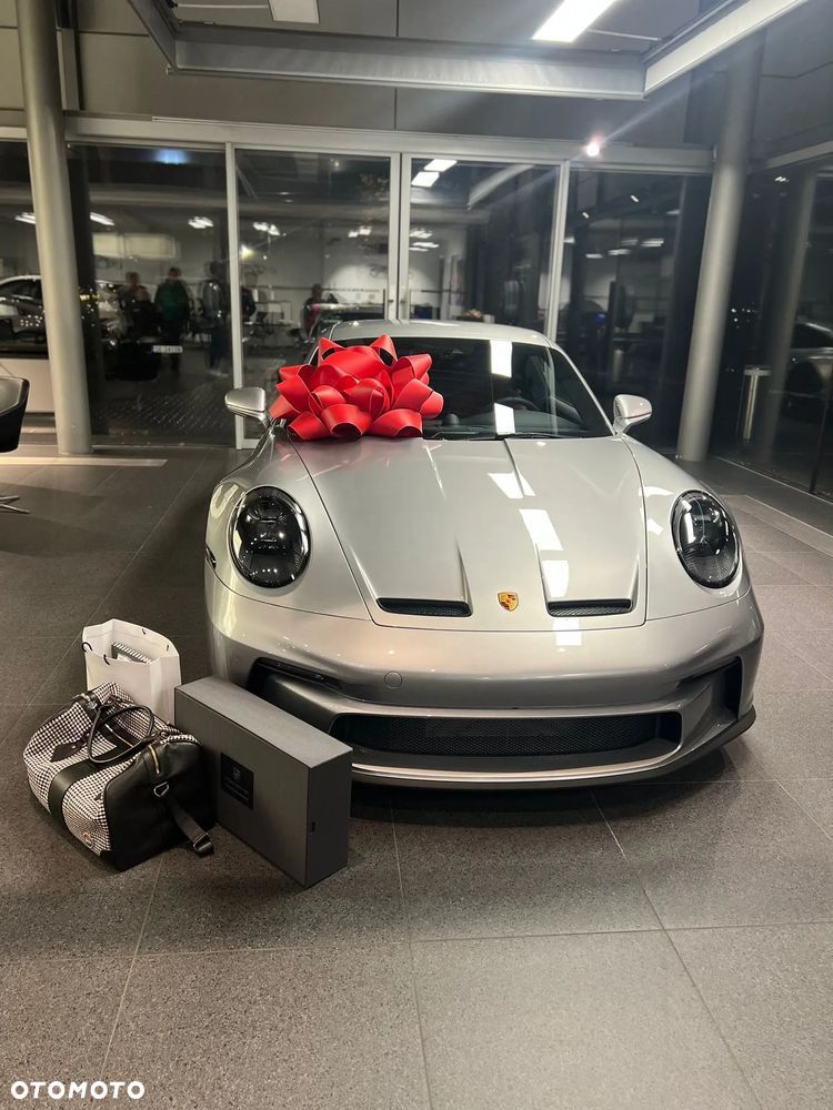 Porsche 911 GT3 Touring PDK - 15