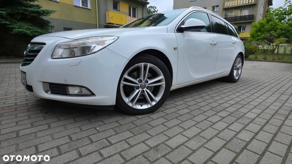 Opel Insignia 2.0 CDTI Sports Tourer - 4