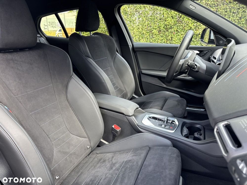 BMW Seria 1 - 22