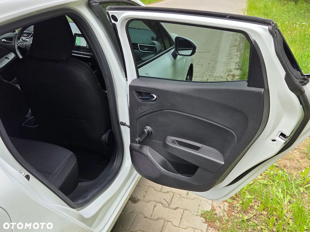 Renault Clio - 14