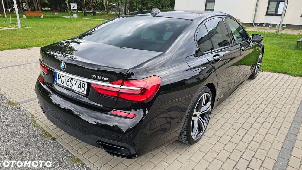 BMW Seria 7 750d xDrive - 29