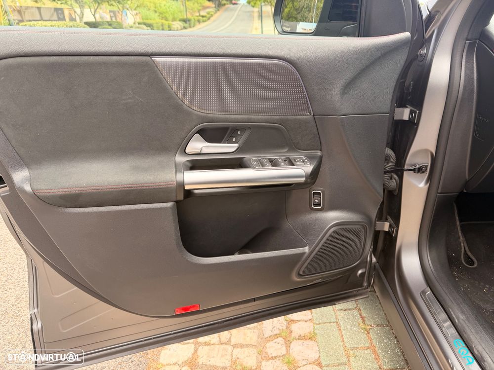 Mercedes-Benz EQA 250 AMG Line - 20