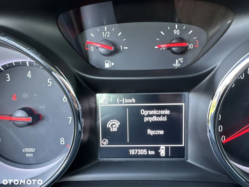 Opel Astra 1.0 T Enjoy S&S - 16