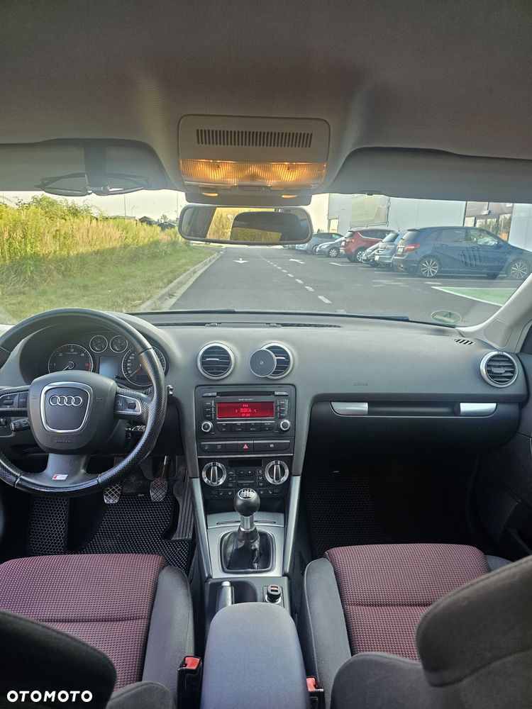 Audi A3 Sportback - 8