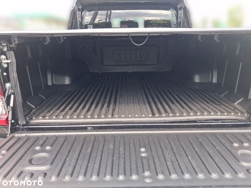 Toyota Hilux 2.8 D-4D Double Cab GR Sport II 4x4 - 17