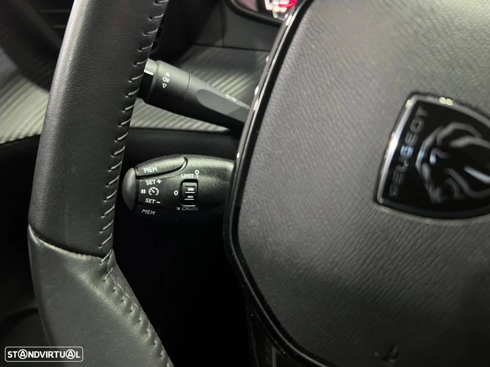 Peugeot 208 1.2 PureTech Active Pack - 14
