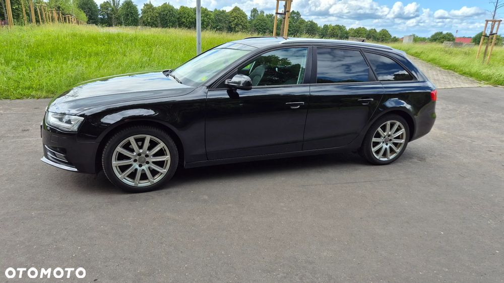 Audi A4 Avant 2.0 TDI - 11