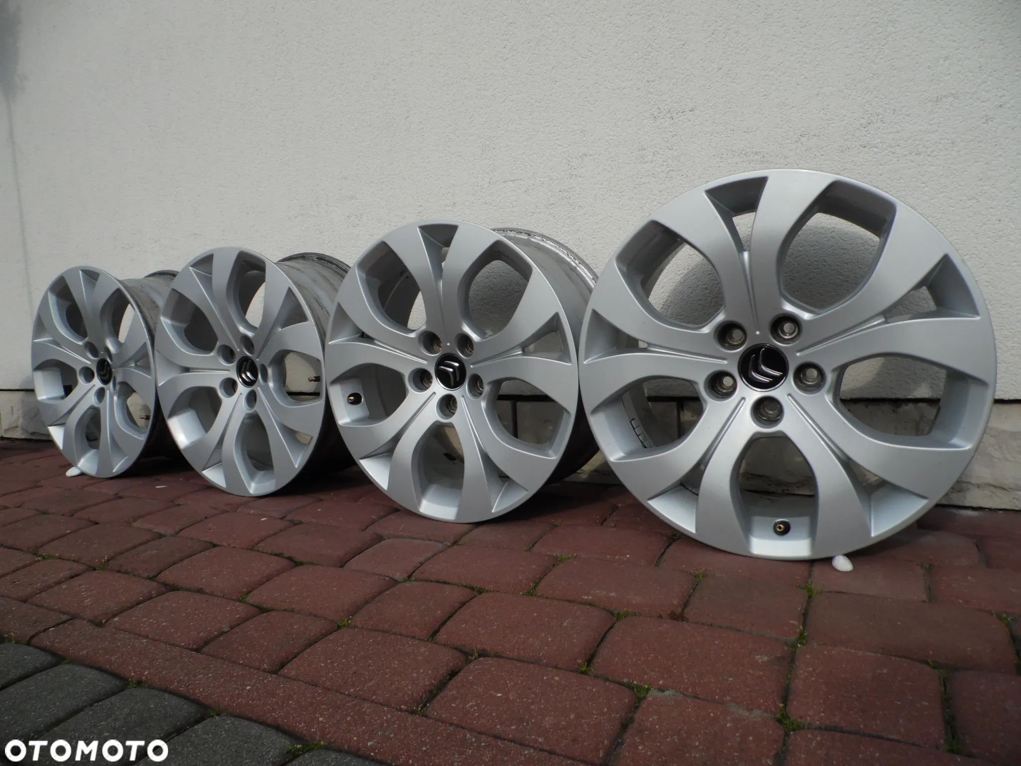 Felgi 17'' 5x108 Citroen C5 C6 Berlingo Peugeot - 2