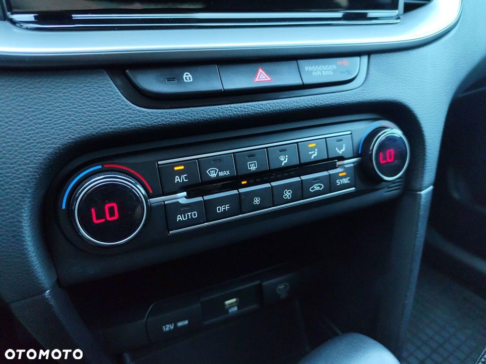 Kia XCeed 1.5 T-GDI M DCT - 22