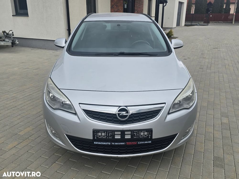 Opel Astra 1.7 CDTI DPF 150 Jahre - 18