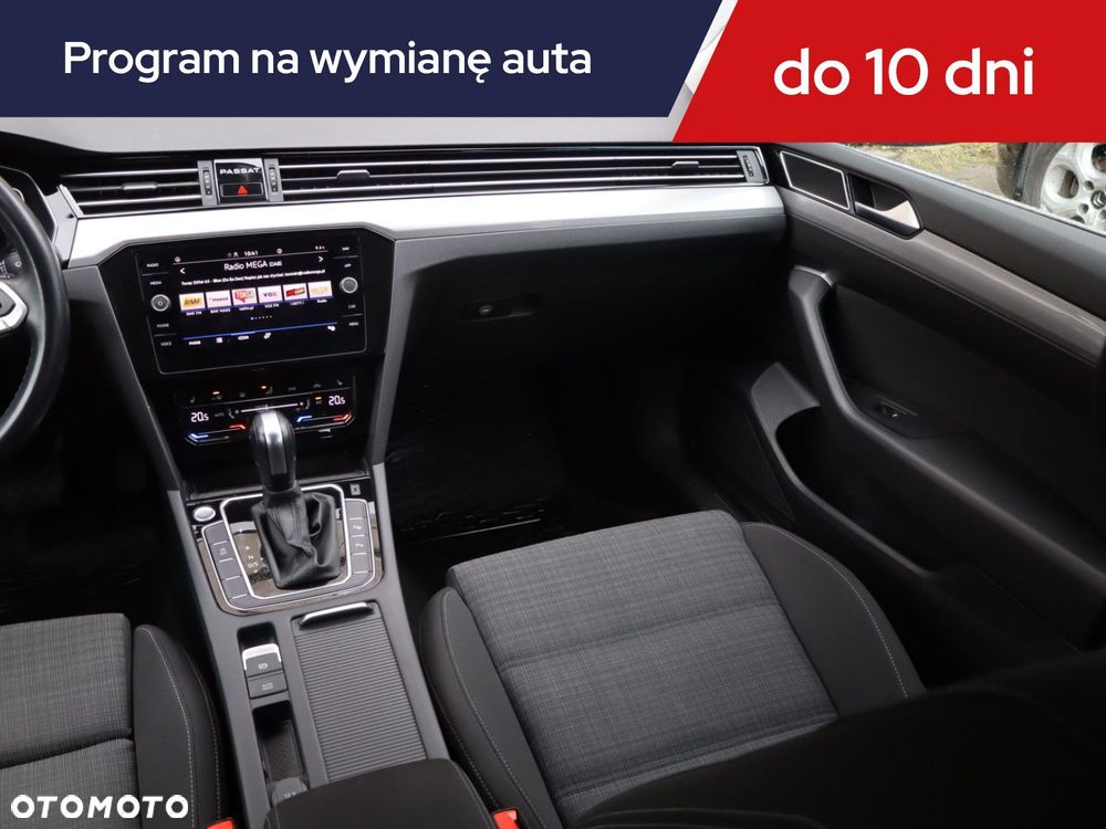 Volkswagen Passat Variant - 10