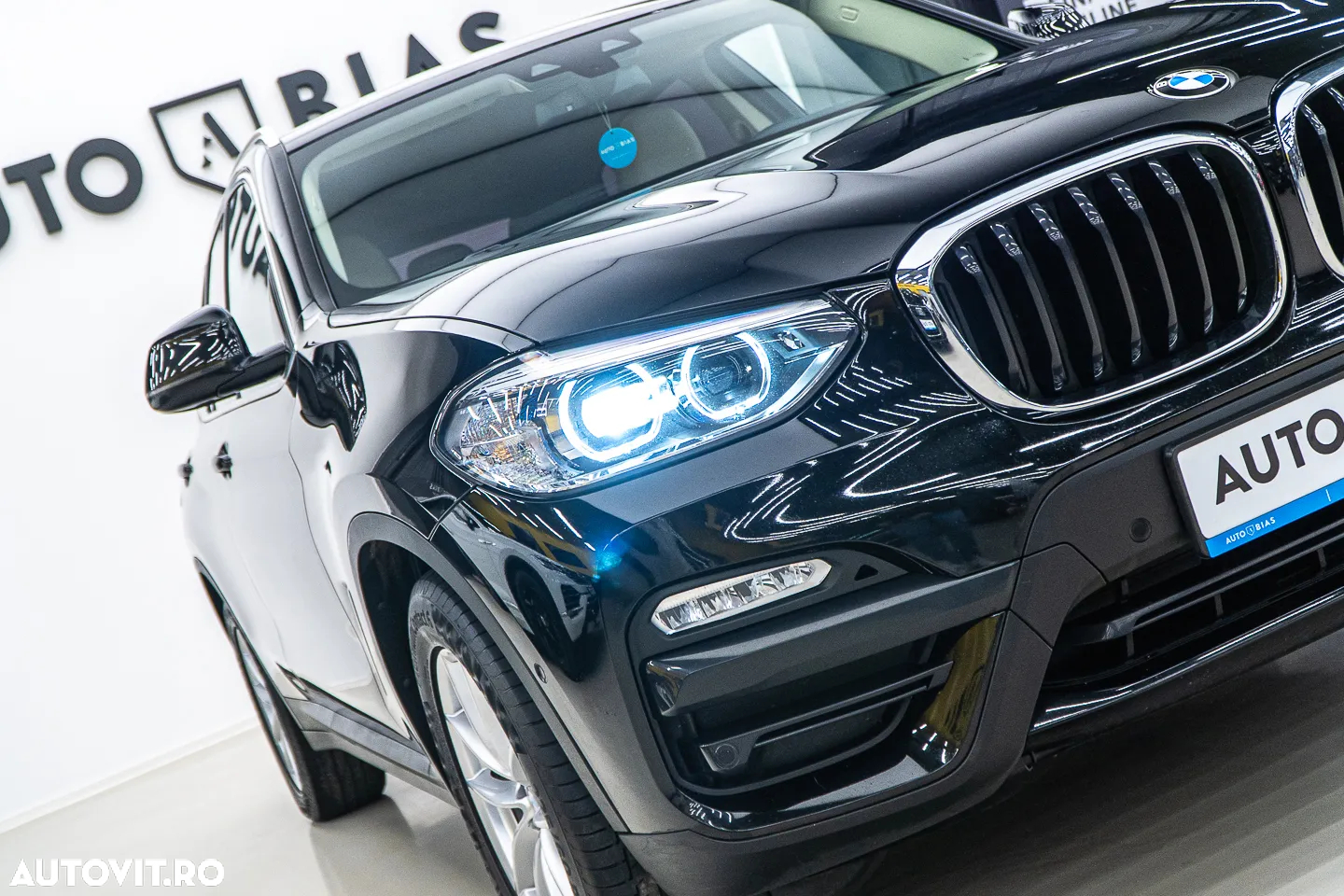BMW X3 xDrive20d AT xLine - 29