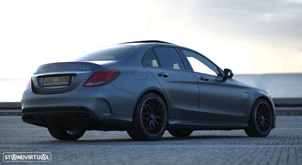 Mercedes-Benz C 63 AMG S - 7