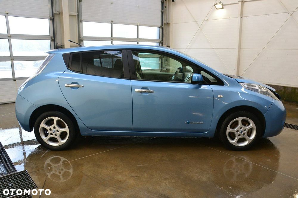Nissan Leaf - 8