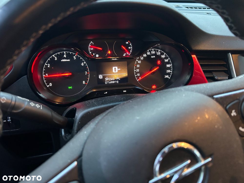 Opel Crossland X - 7
