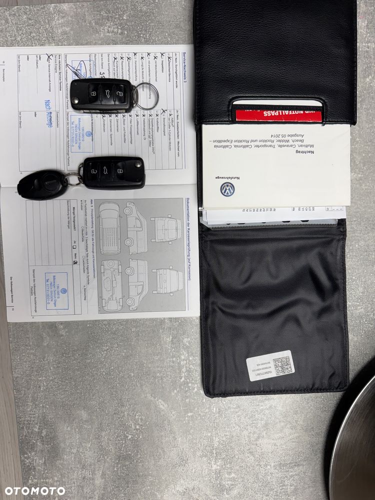 Volkswagen Multivan - 15