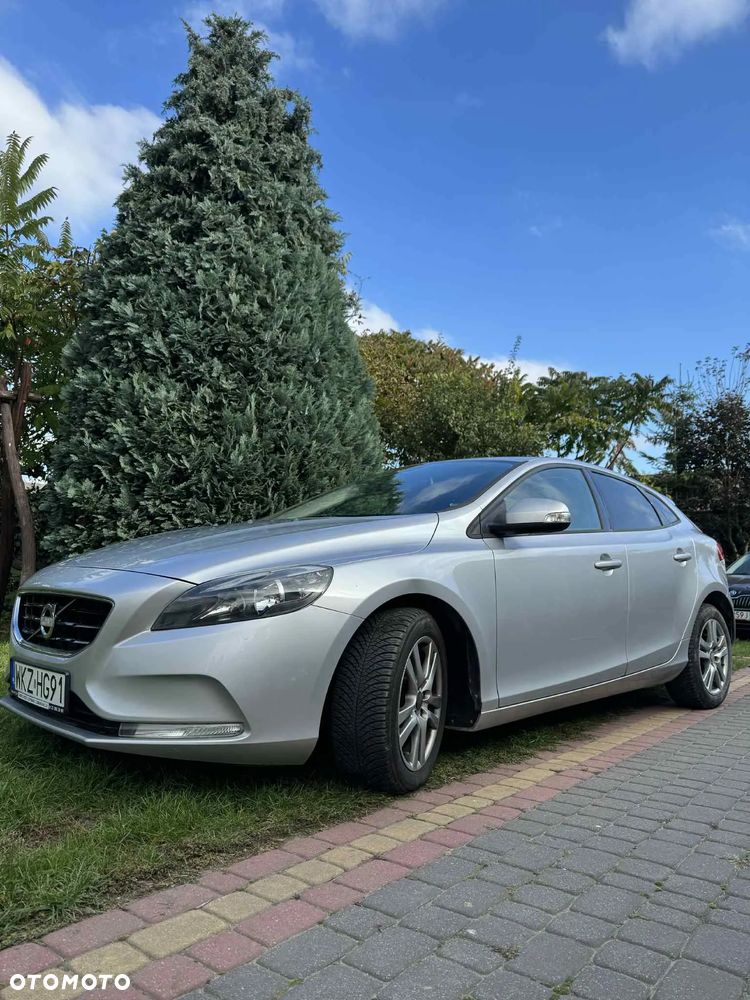 Volvo V40 D2 - 9