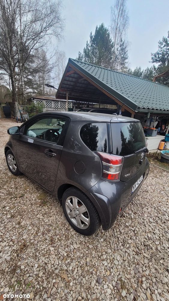 Toyota iQ 1.33 Plus - 2
