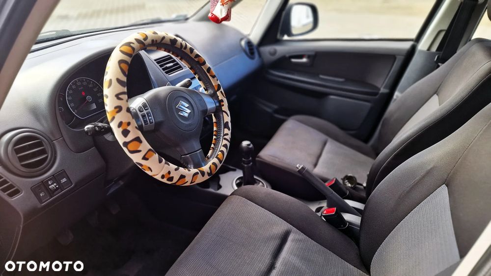 Suzuki SX4 1.6 VVT 4x2 Comfort - 6
