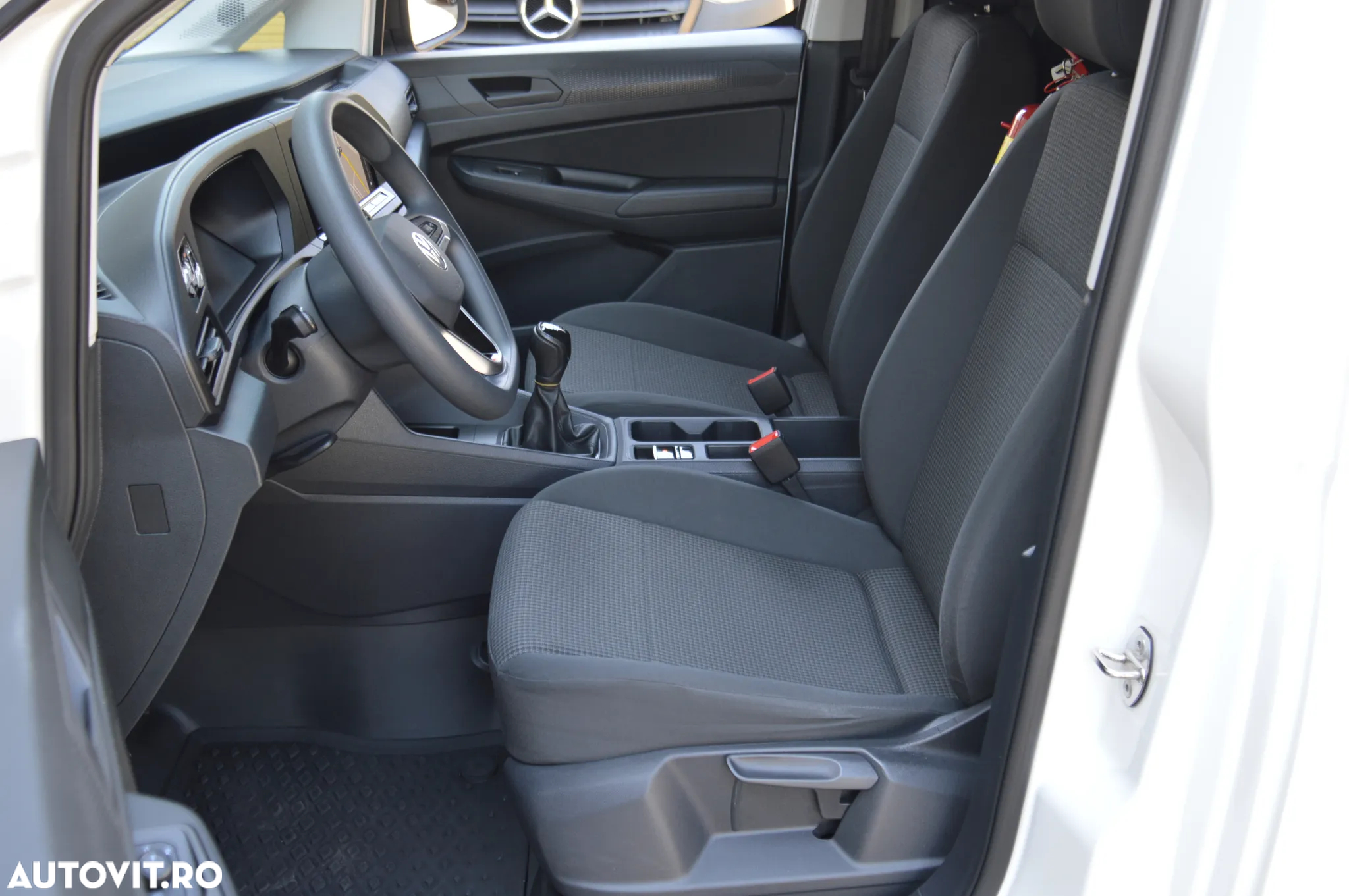 Volkswagen CADDY 2.0TDI FRIGORIFIC - 9