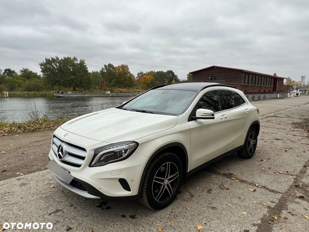 Mercedes-Benz GLA - 3