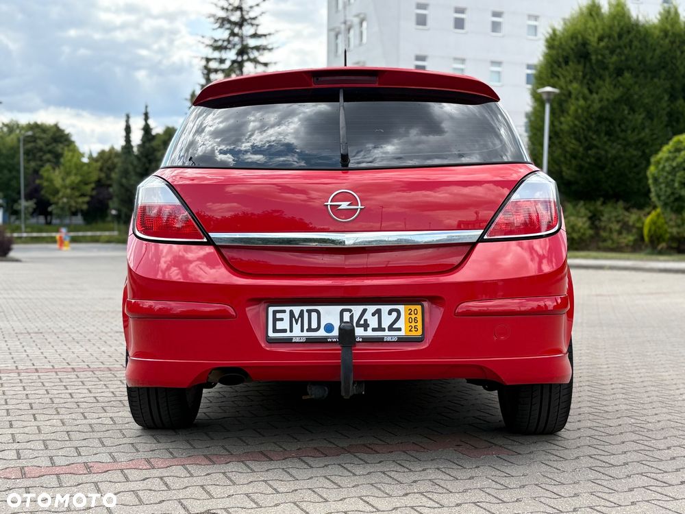 Opel Astra 2.0 T Sport - 10