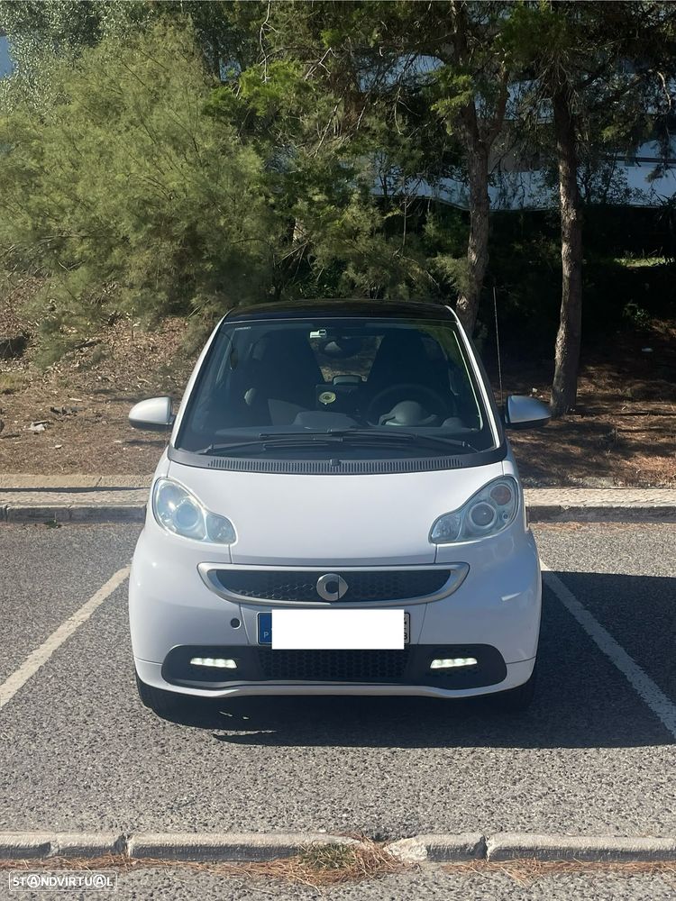 Smart ForTwo Coupé 1.0 mhd Passion 71 Softouch - 4