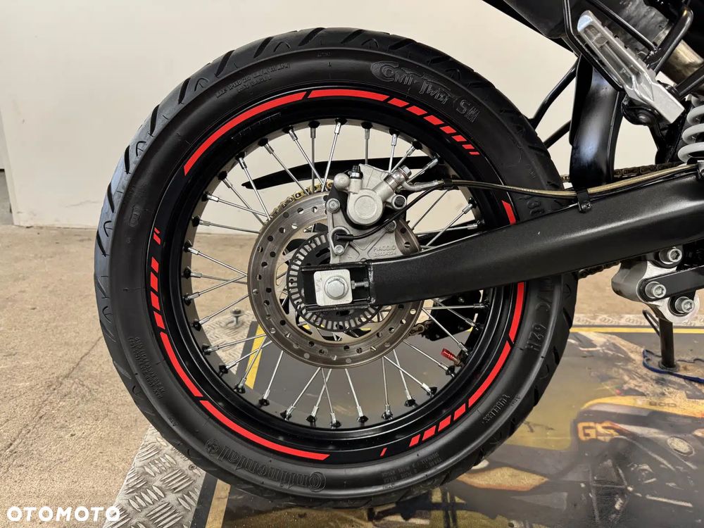 Aprilia SX - 15